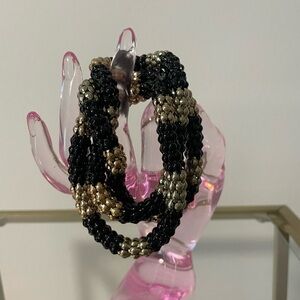 Beautiful!! Vintage Seed Bead Thick
Bracelet 🫶🩷